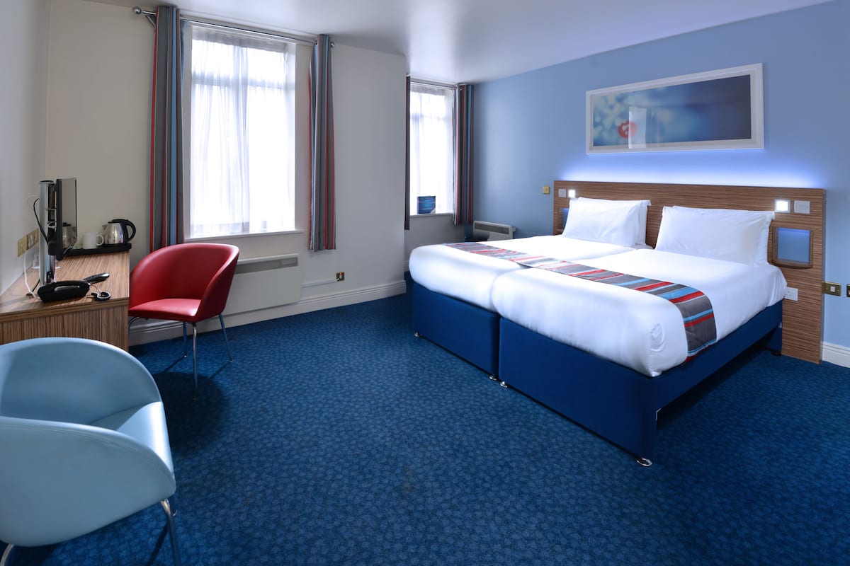 Standaard Twin kamer, 2 eenpersoonsbedden | Gratis wifi, rolstoeltoegankelijk