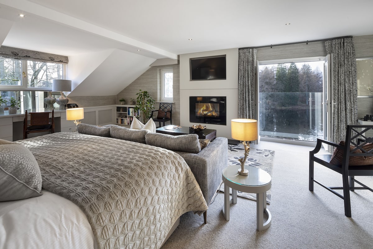 Suite (Lake House) | 1 chambre, literie hypoallergénique, minibar