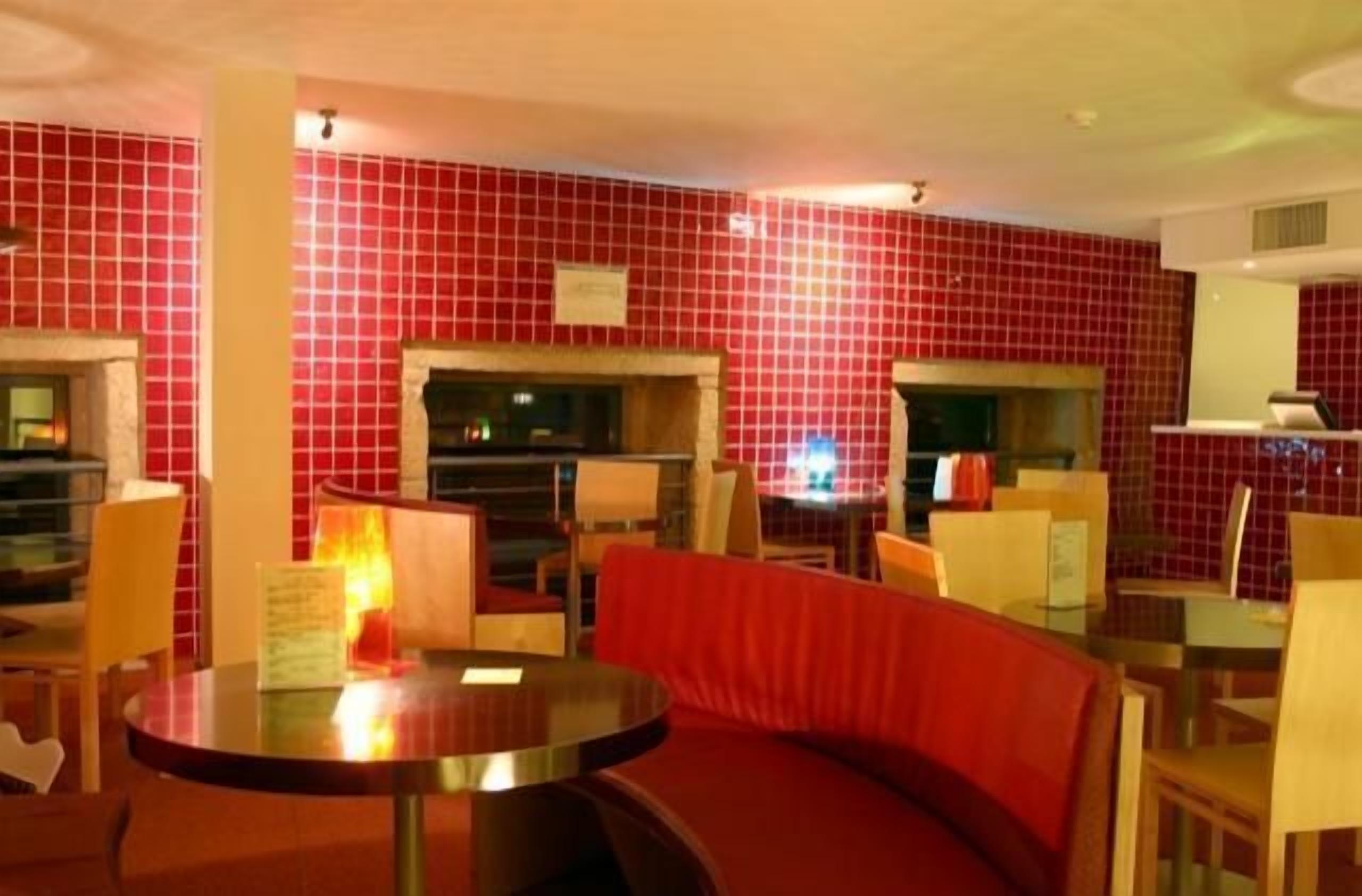 breakfast, lunch and dinner served