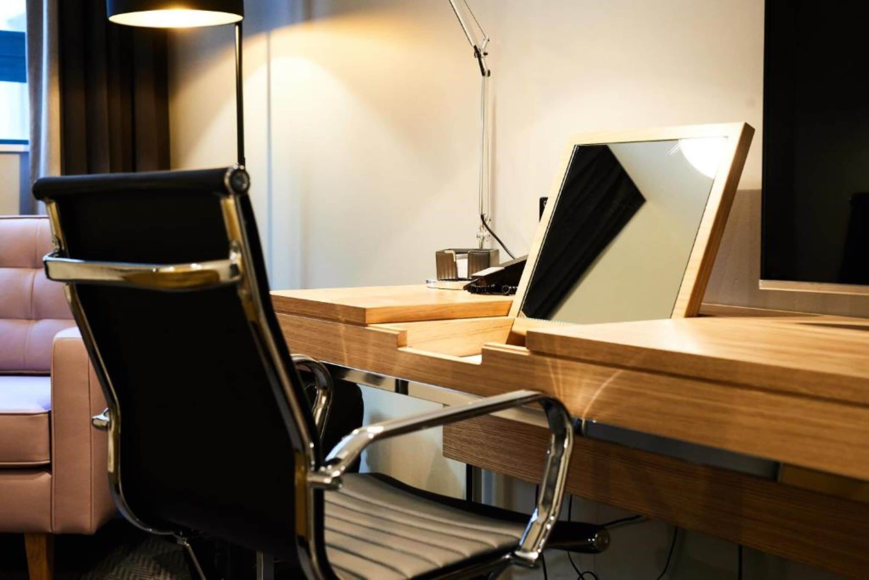 hypo-allergenic bedding, in-room safe, desk, blackout curtains