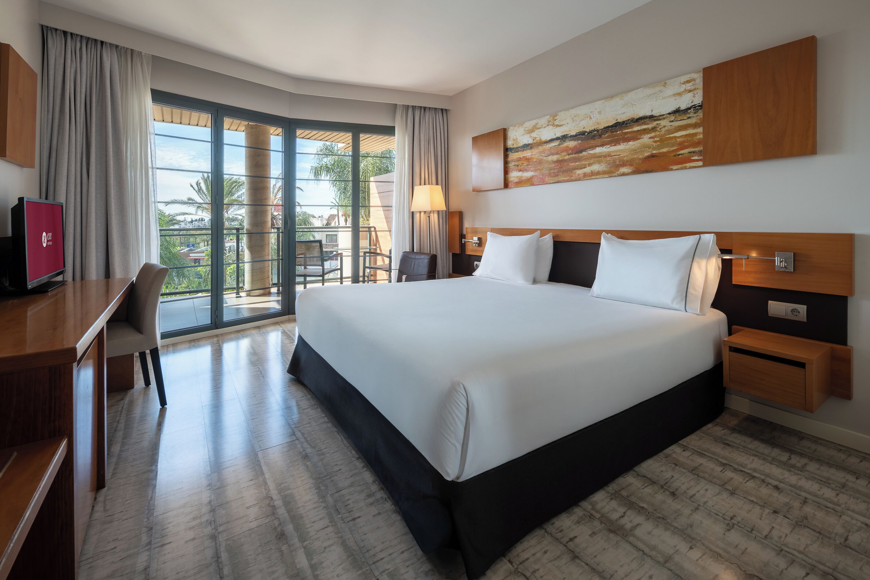 Minibar, in-room safe, desk, blackout curtains