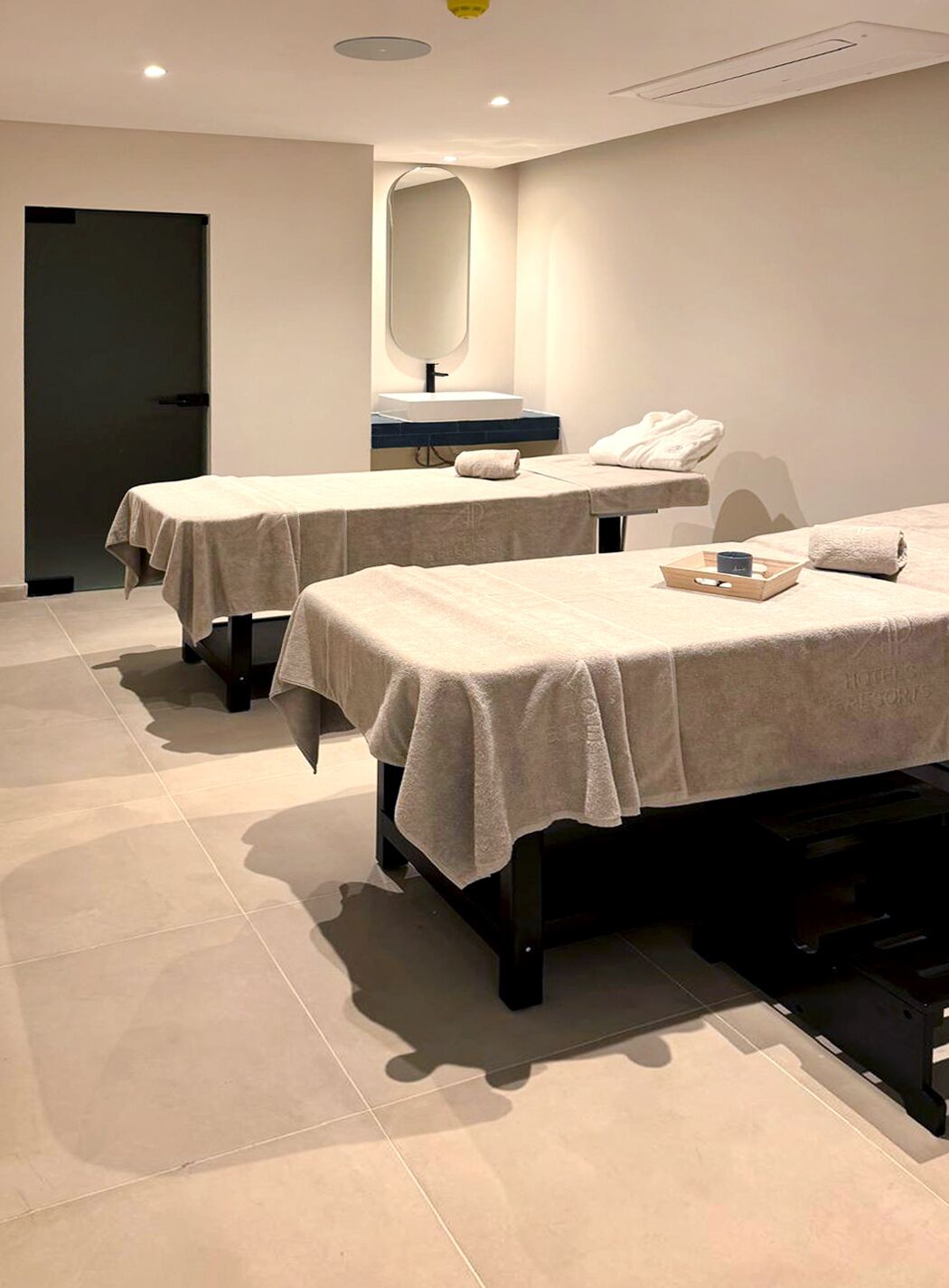 Bastu, bubbelpool, turkiskt bad/hamam och kroppsbehandlingar