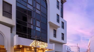 Front of property – evening/night