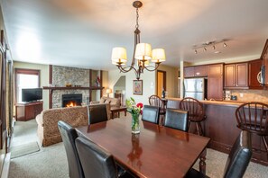 Desk, iron/ironing board, free WiFi