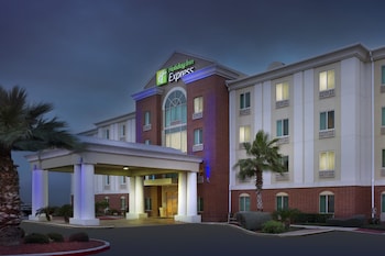 Holiday Inn Express & Suites San Antonio-West-SeaWorld Area by I