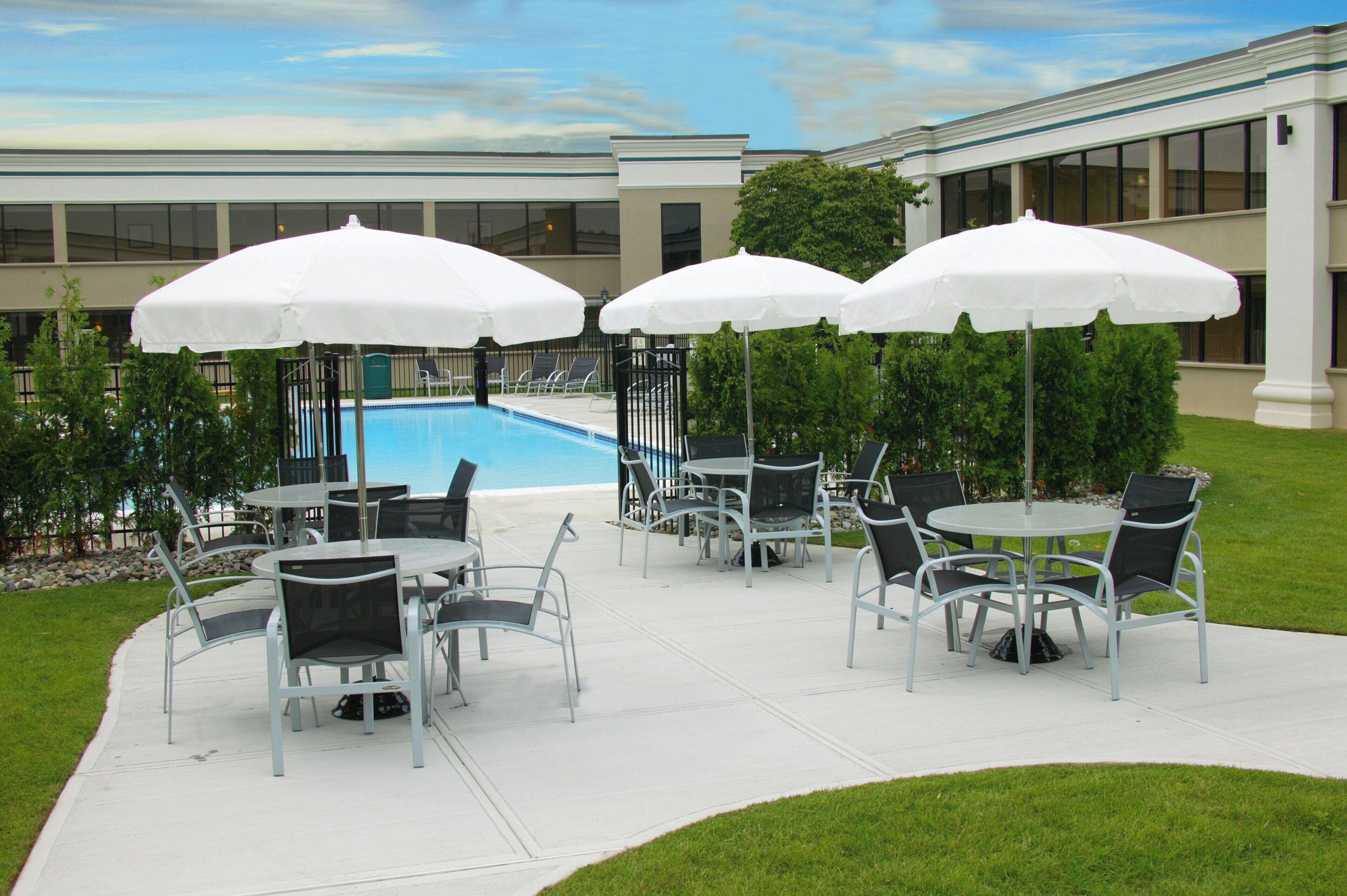 Outdoor pool, pool umbrellas