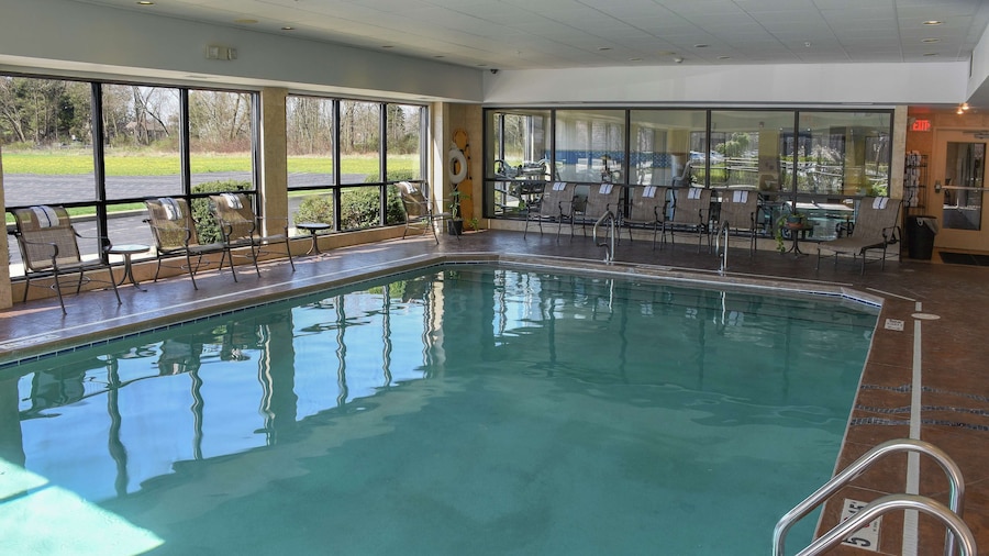 Hampton Inn & Suites Youngstown-Canfield