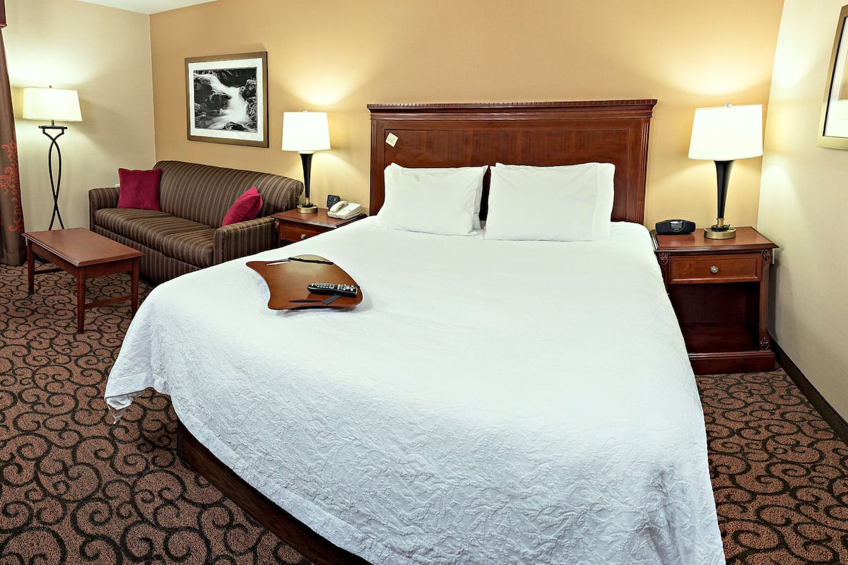 premium bedding, pillow-top beds, in-room safe, individually decorated