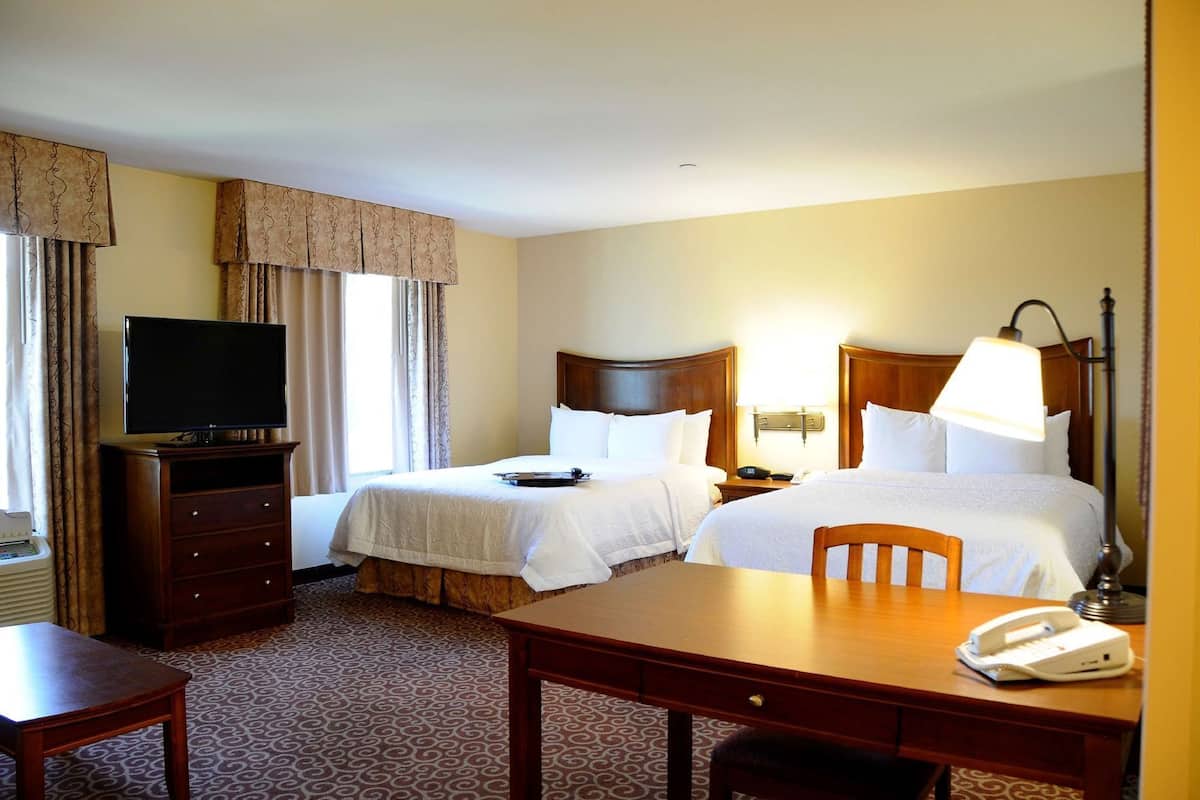 In-room safe, iron/ironing board, free cribs/infant beds