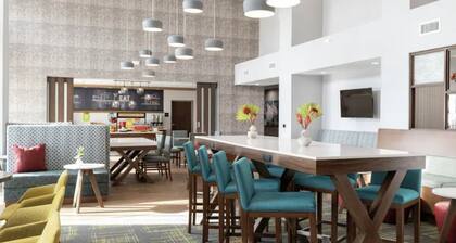 Hampton Inn & Suites Red Bluff