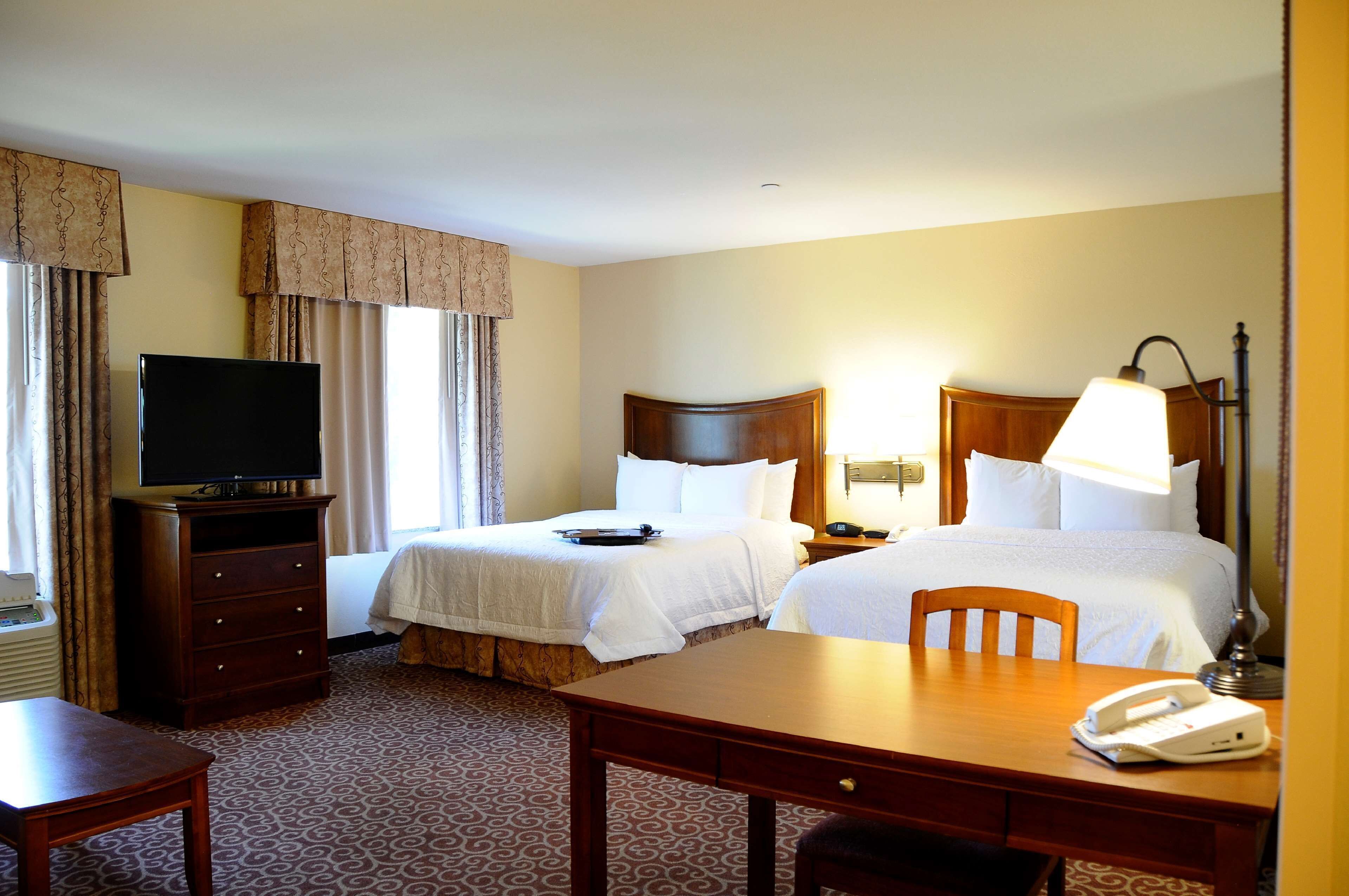 In-room safe, iron/ironing board, free cribs/infant beds