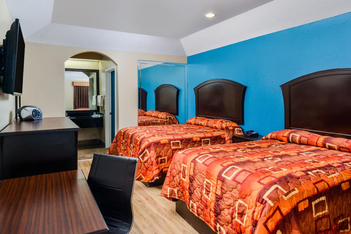 Double Room, 2 Double Beds, Smoking | Desk, soundproofing, free WiFi, bed sheets