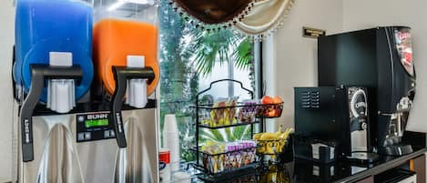 Free daily continental breakfast