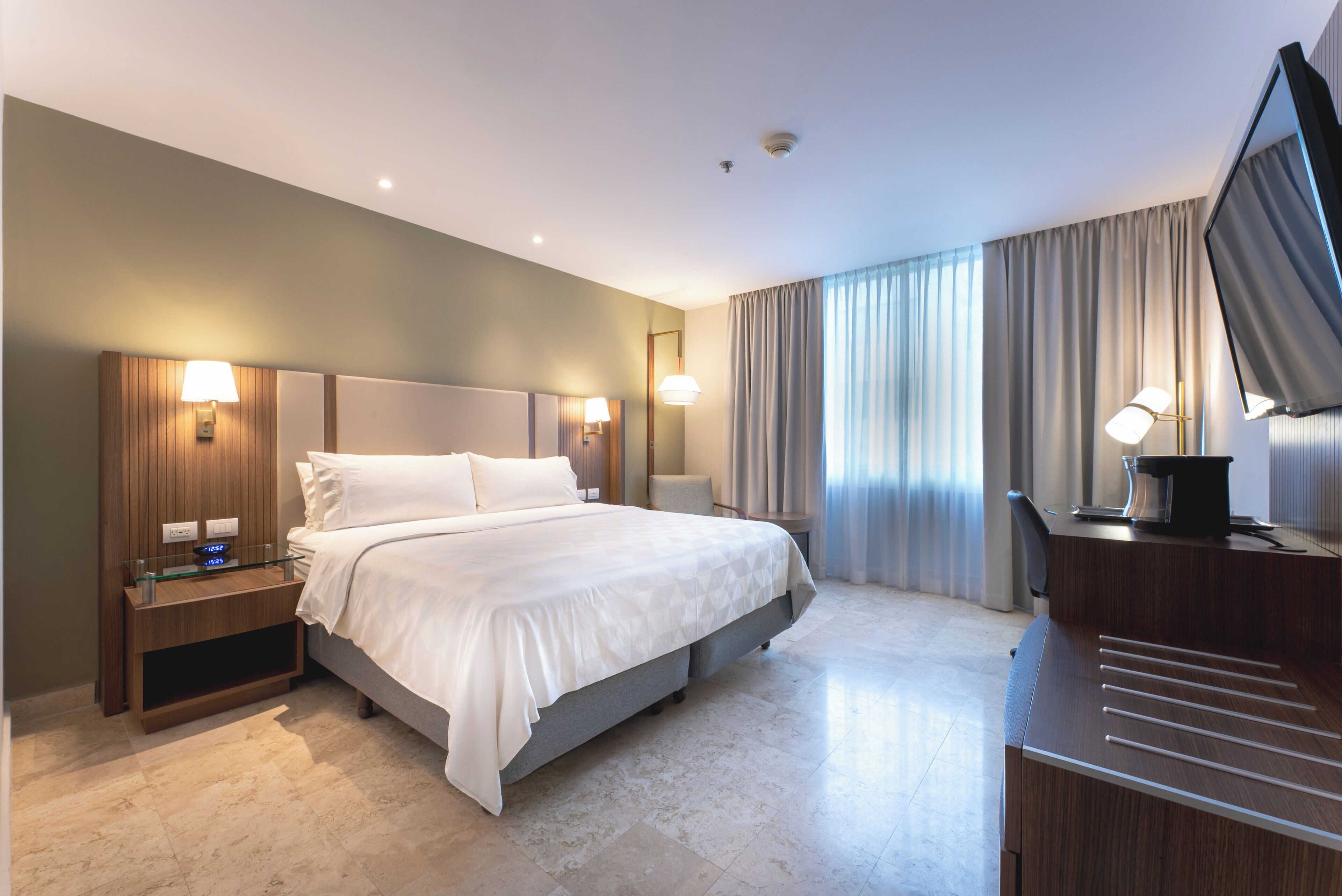 Phòng Tiêu chuẩn, 1 giường cỡ king | Bộ đồ giường cao cấp, két bảo mật tại phòng, màn/rèm cản sáng 