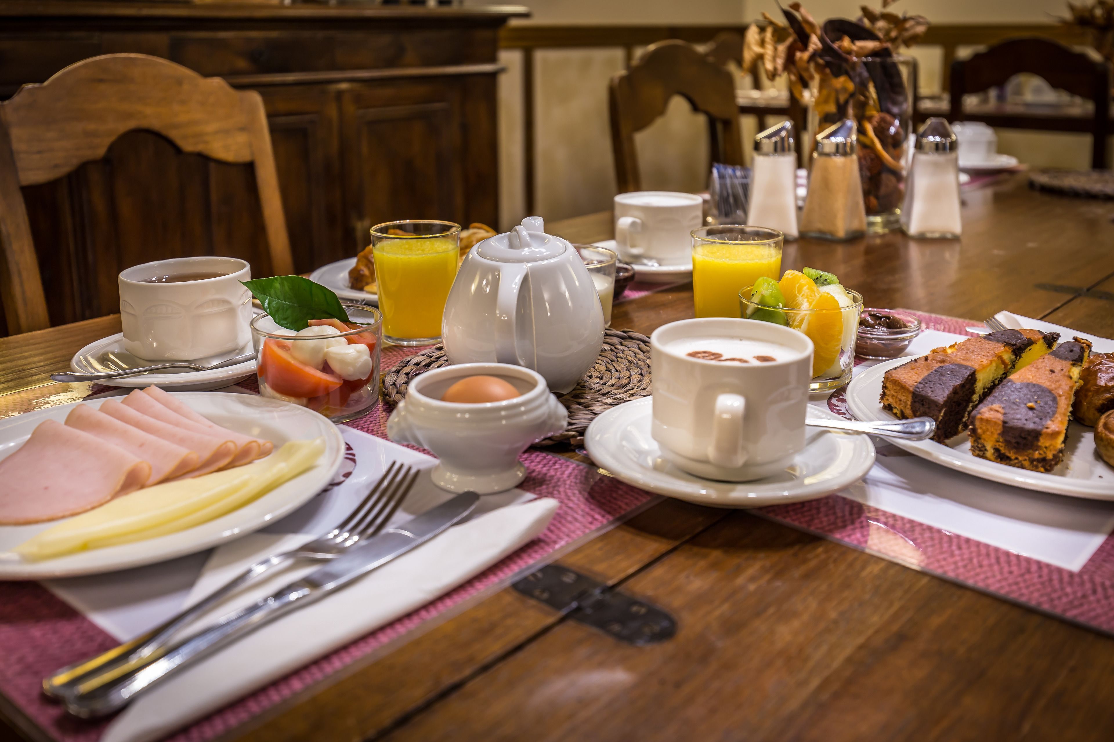 daily buffet breakfast (eur 7 per person)