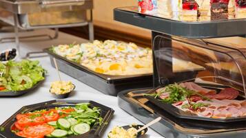 Daily buffet breakfast for a fee