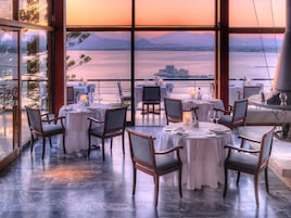 Desayuno buffet incluido todos los días 
