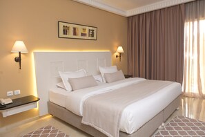 Minibar, in-room safe, blackout curtains, free WiFi - Hotel Alhambra Thalasso (Hammamet)