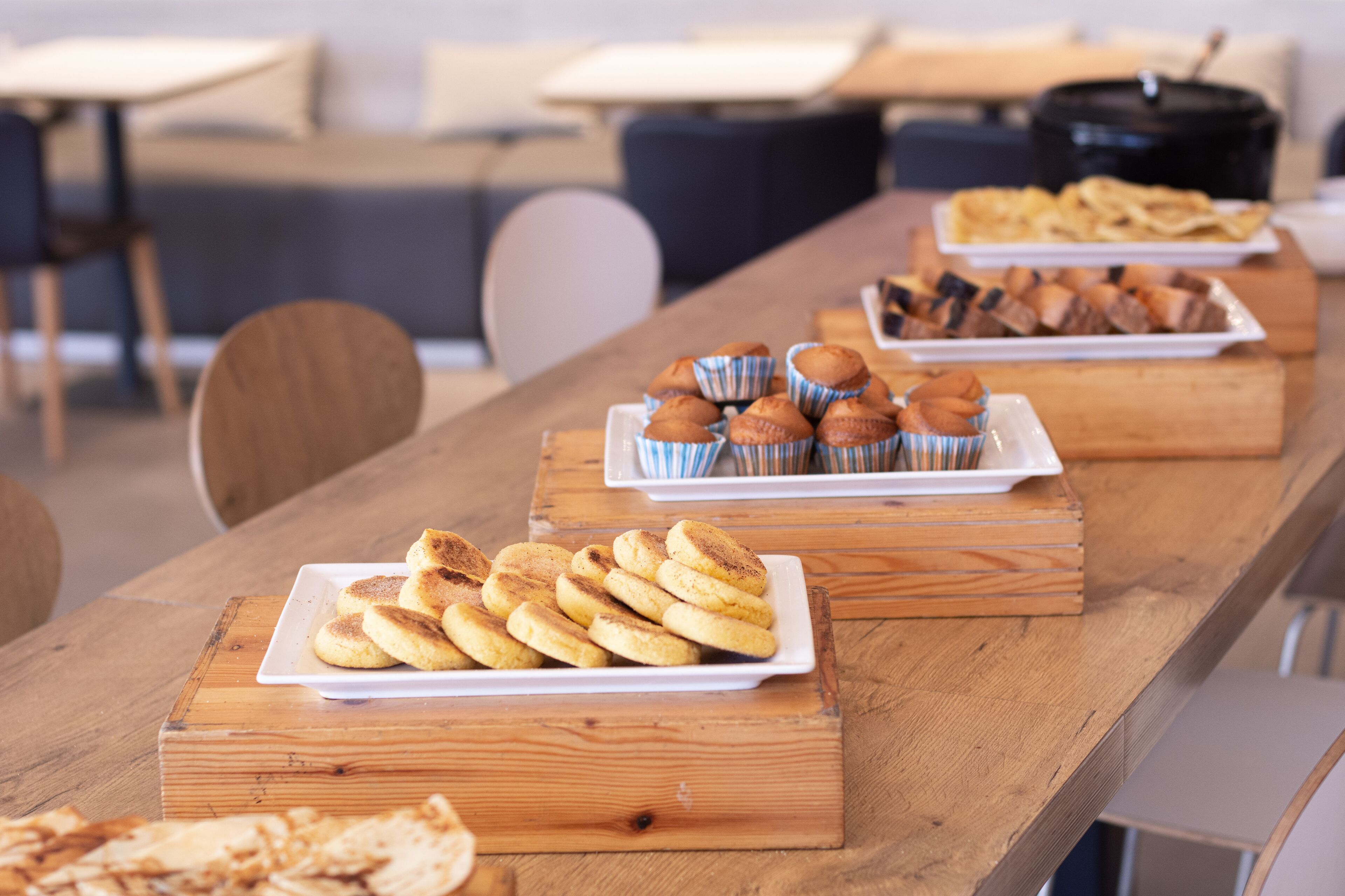 Daily buffet breakfast for a fee