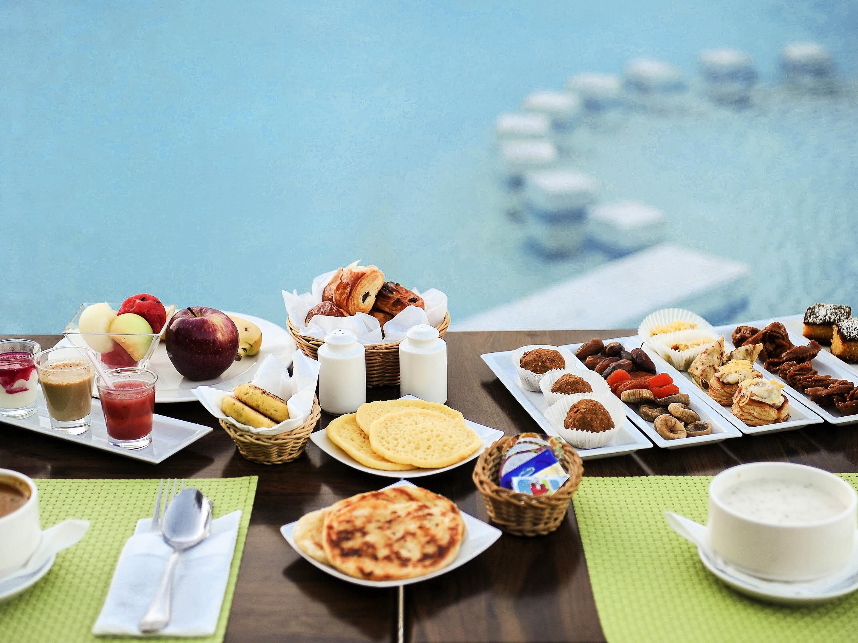 Desayuno buffet (MAD 65 por persona) 