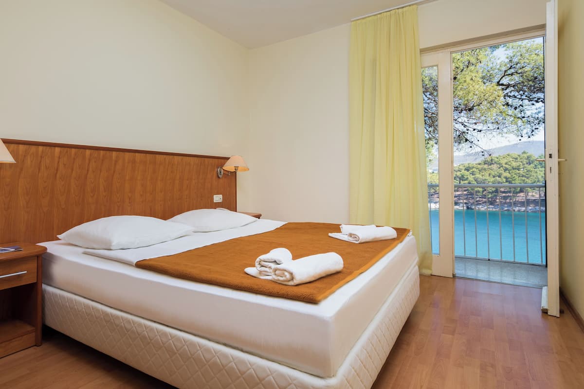 1 habitación, wifi gratis y ropa de cama