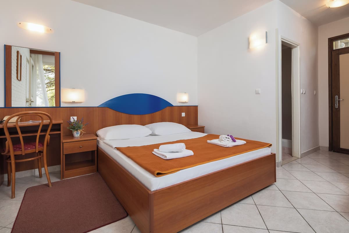 1 habitación, wifi gratis y ropa de cama
