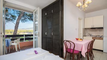 1 habitación, wifi gratis y ropa de cama