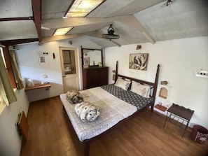 Habitación básica | 20 dormitorios, escritorio, sistema de insonorización
