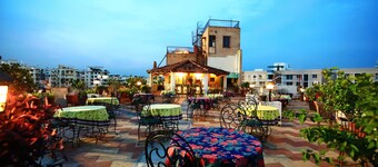 Jaipur Inn