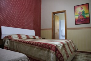 Soundproofing, iron/ironing board, rollaway beds, free WiFi