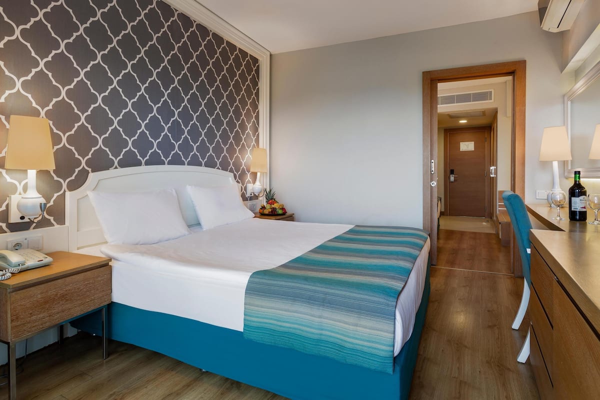 Junior Family Room | Hochwertige Bettwaren, kostenlose Minibar, Zimmersafe, Schreibtisch