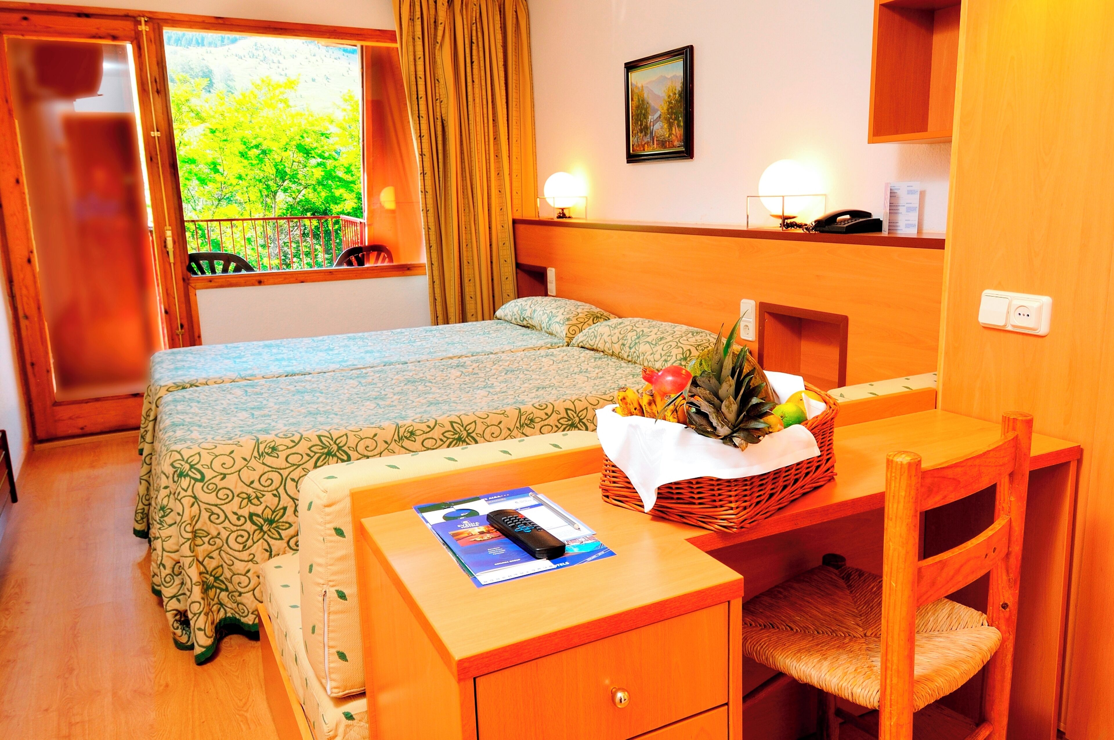 In-room safe, desk, blackout drapes, soundproofing