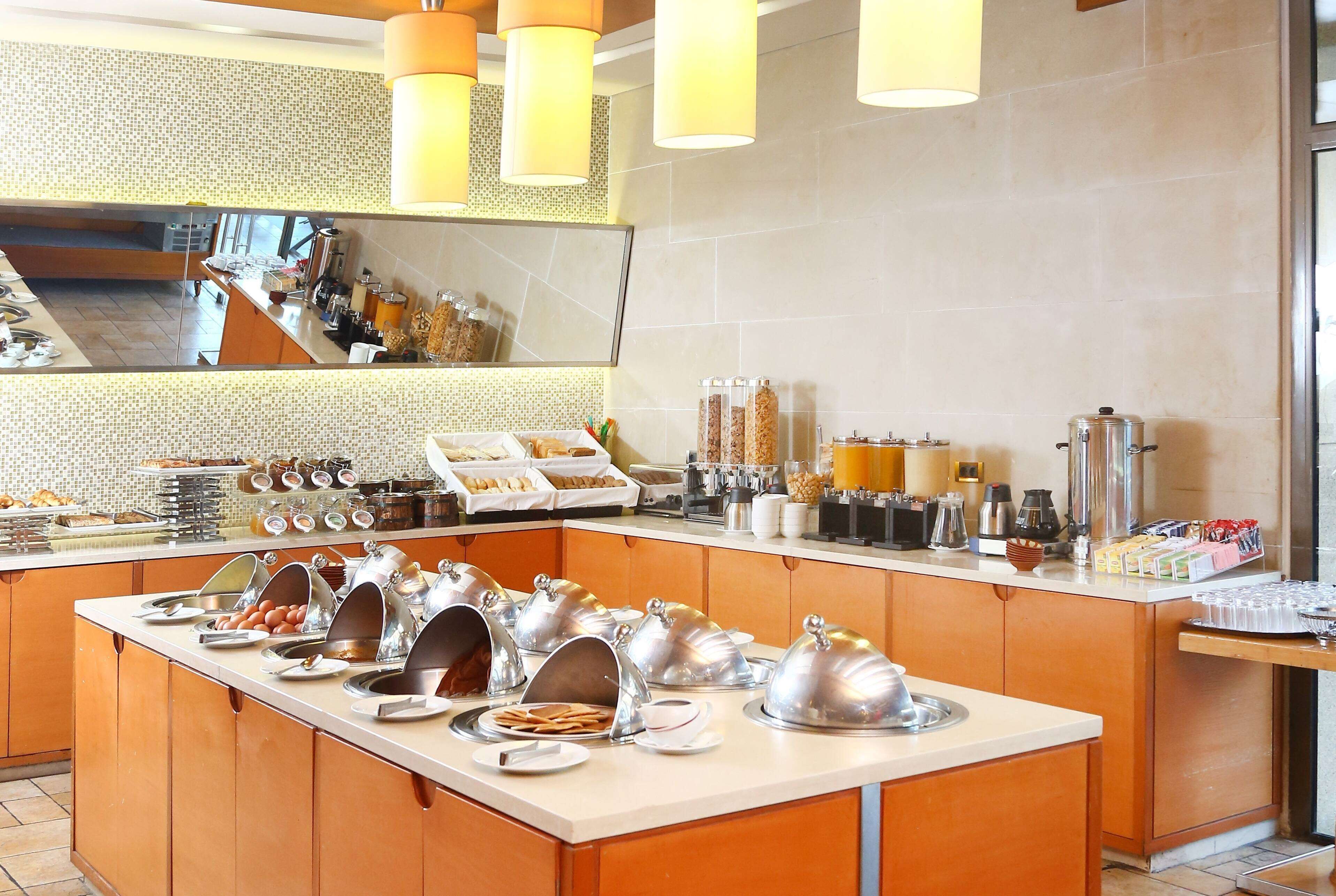 Foto - Ramada Plaza by Wyndham Beirut Raouche