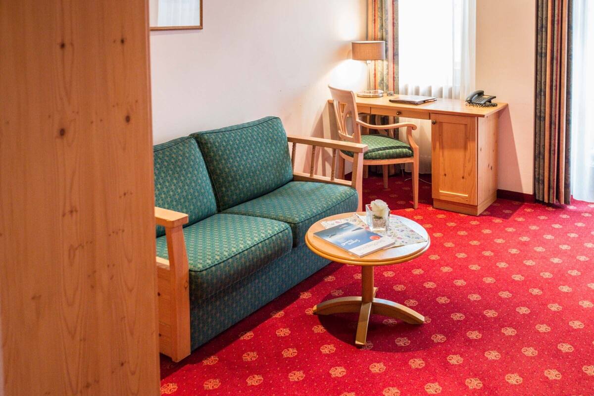 apartment, lake view | desk, rollaway beds, free wifi, bed sheets