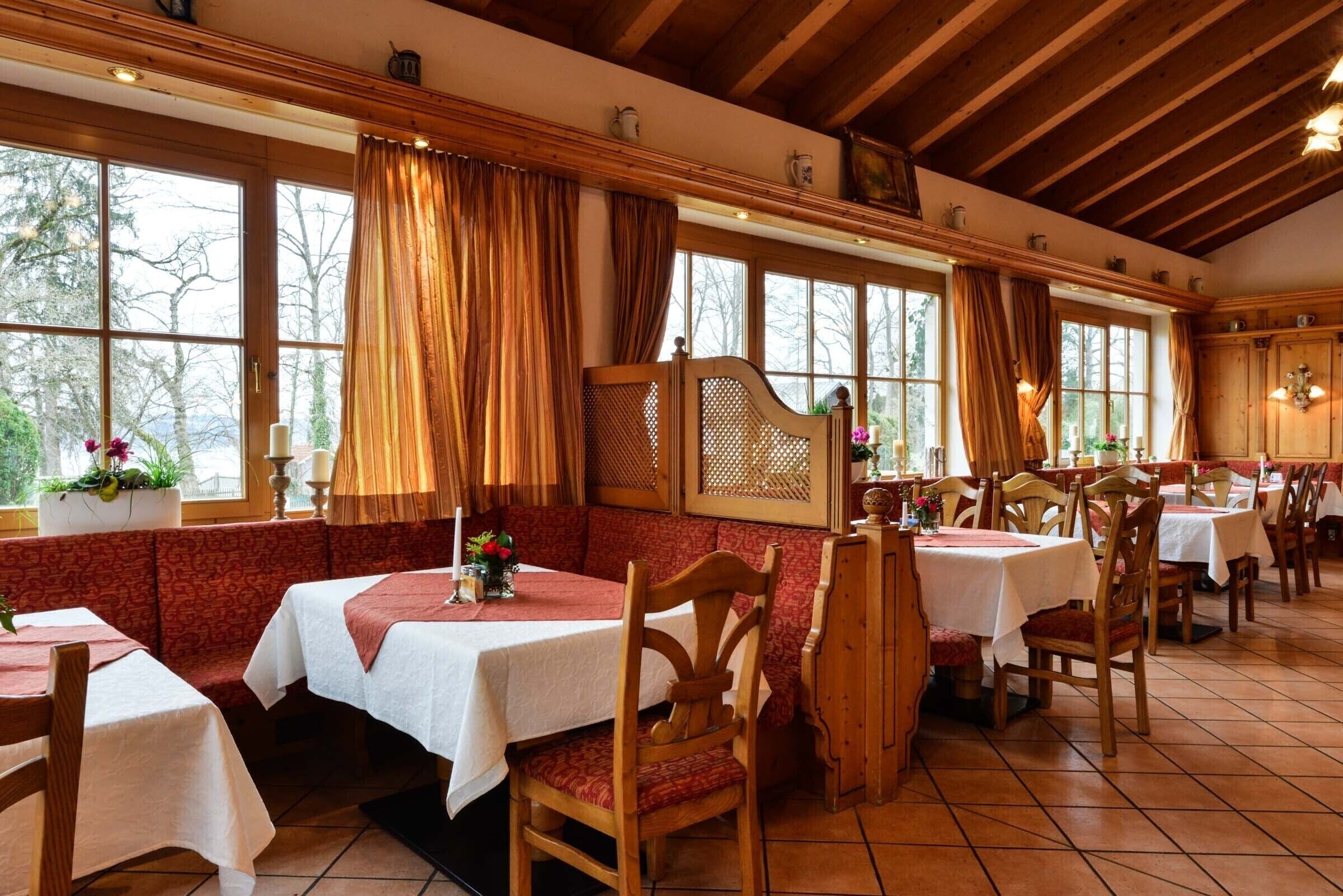 Tägliches inbegriffenes Frühstücksbuffet