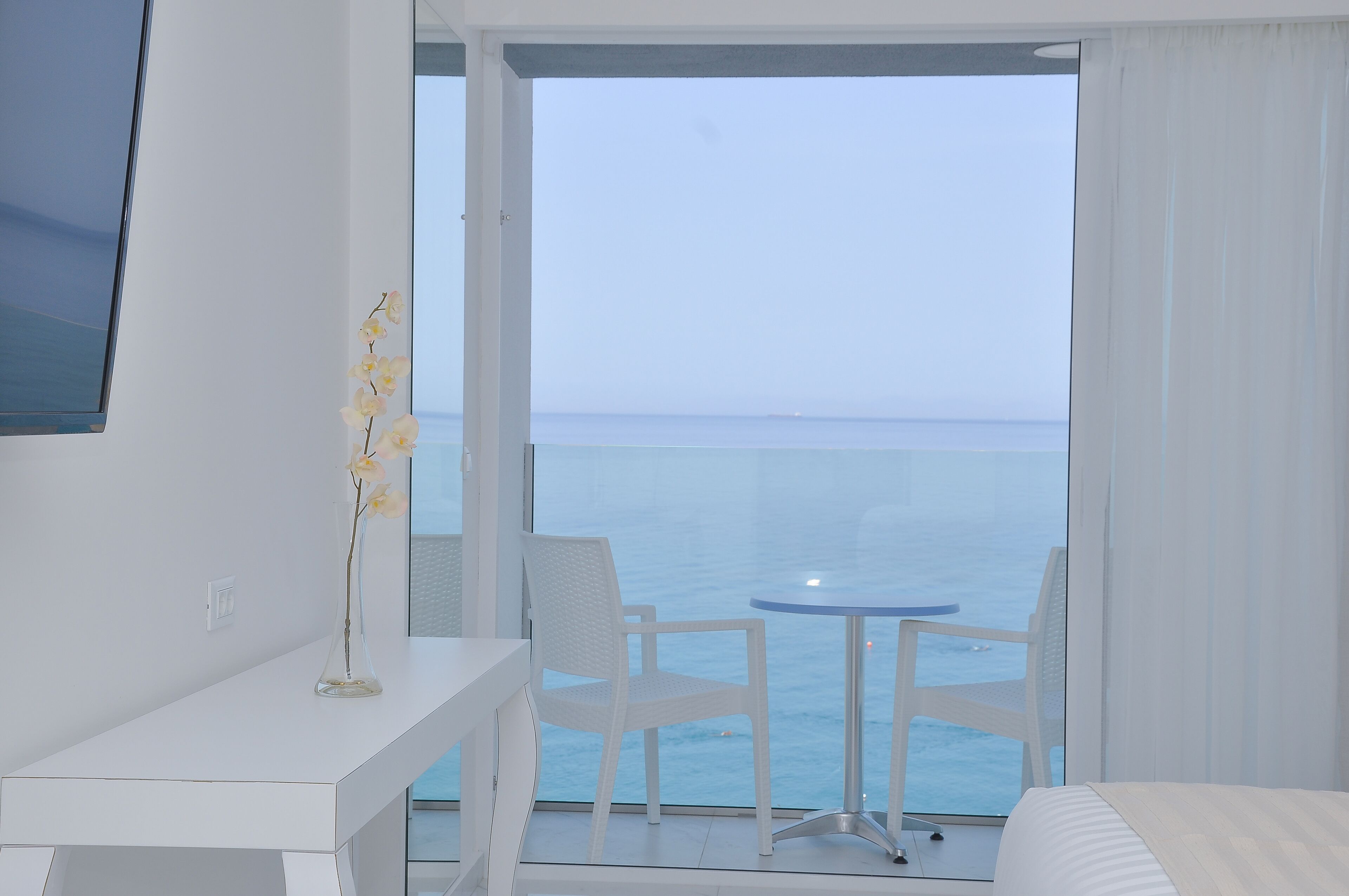 1 bedroom, minibar, in-room safe, blackout curtains