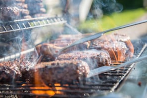 4 restaurants, spécialités Cuisine internationale