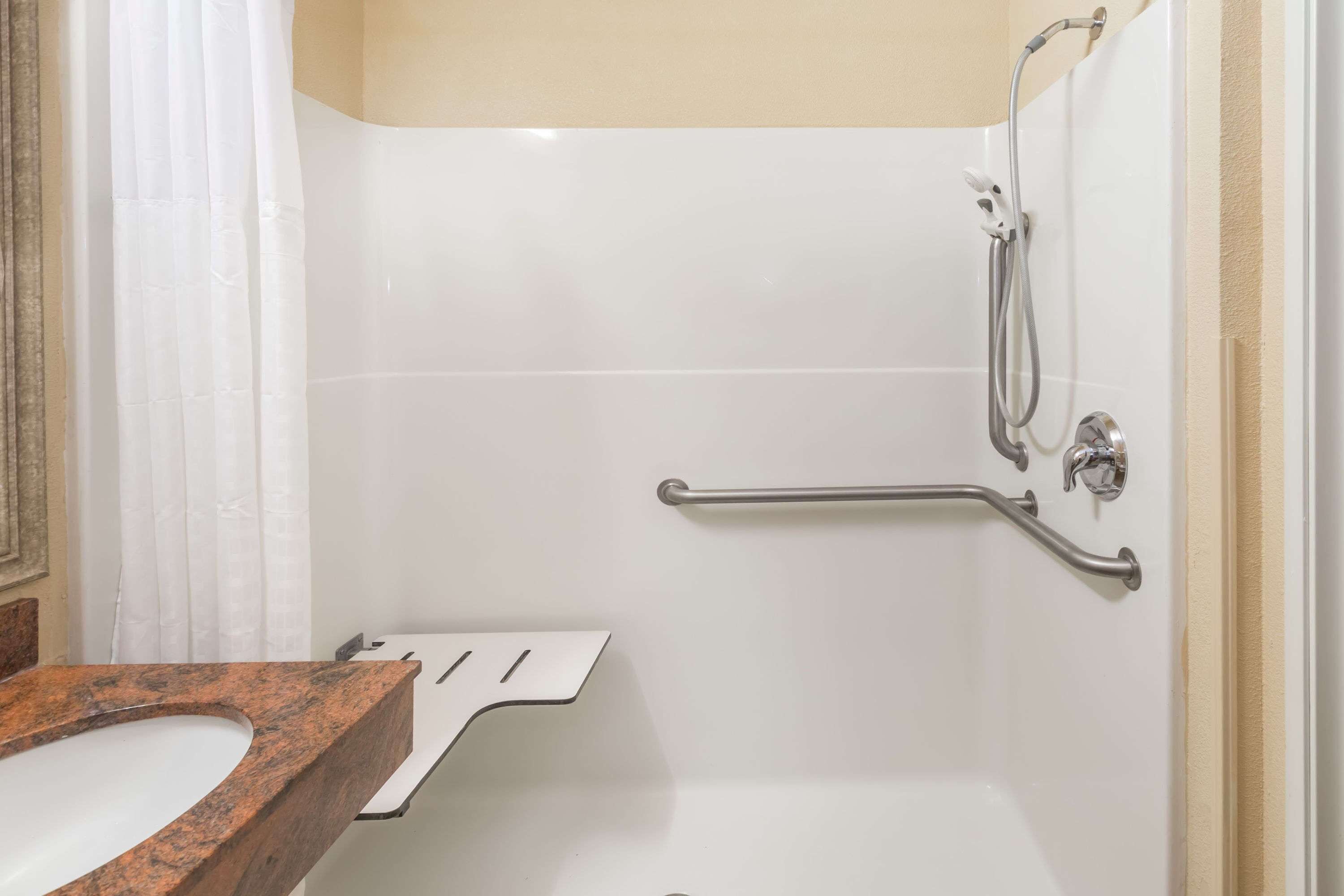 Photo - Baymont by Wyndham Savannah/Garden City