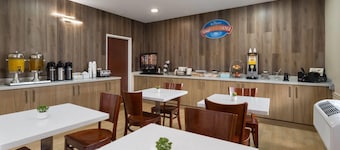 Baymont by Wyndham Savannah/Garden City