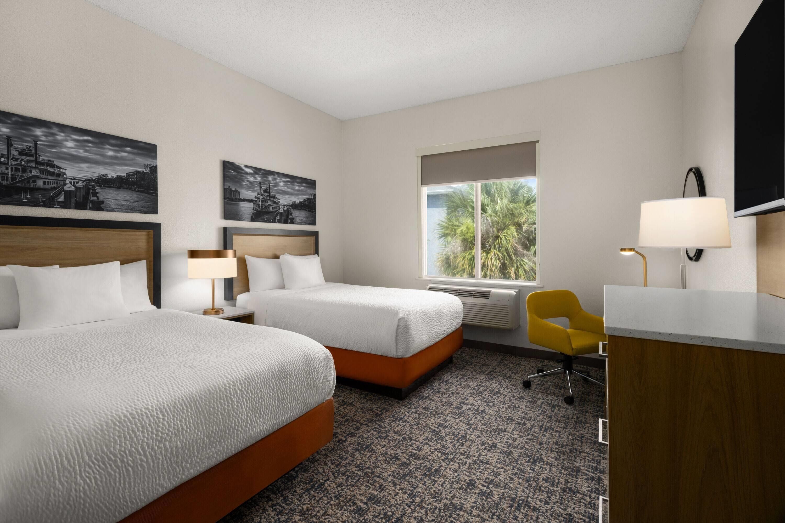 Photo - Baymont by Wyndham Savannah/Garden City