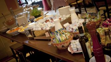 Daily buffet breakfast (EUR 15 per person)