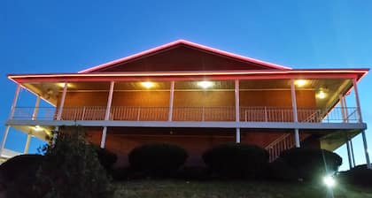 Boston Inn