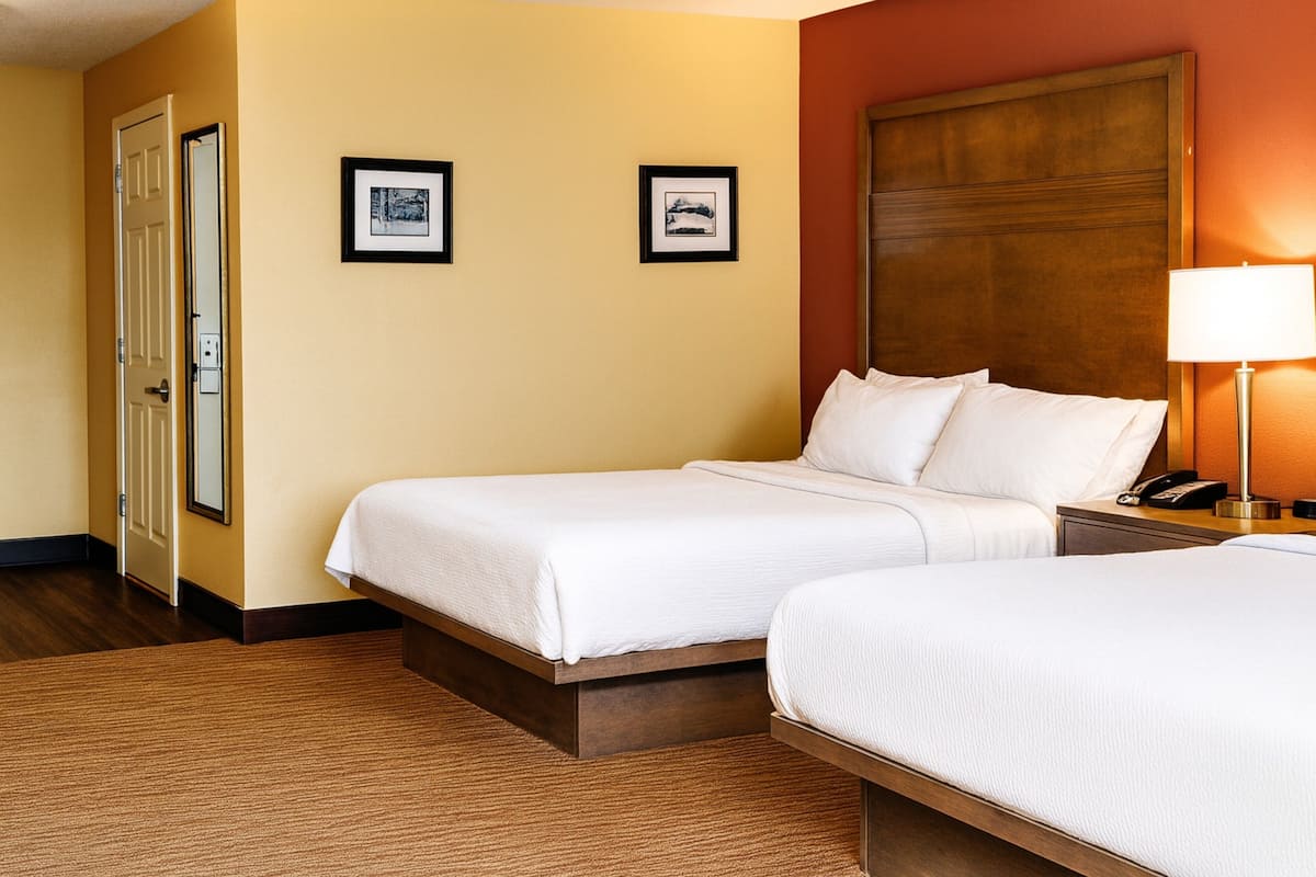 1 bedroom, in-room safe, individually decorated, individually furnished