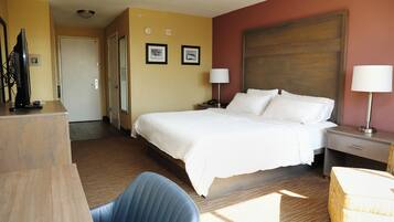 1 bedroom, in-room safe, individually decorated, individually furnished