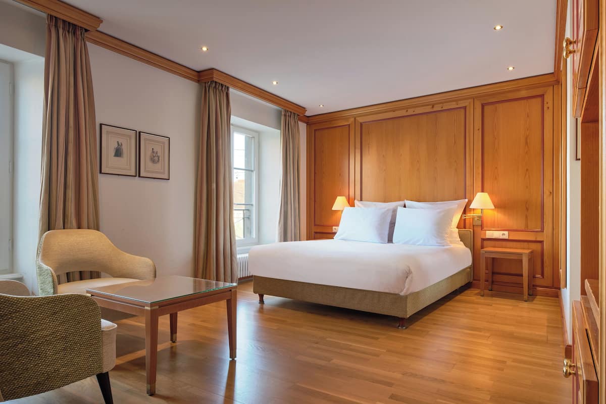 standard double room | premium bedding, in-room safe, individually decorated