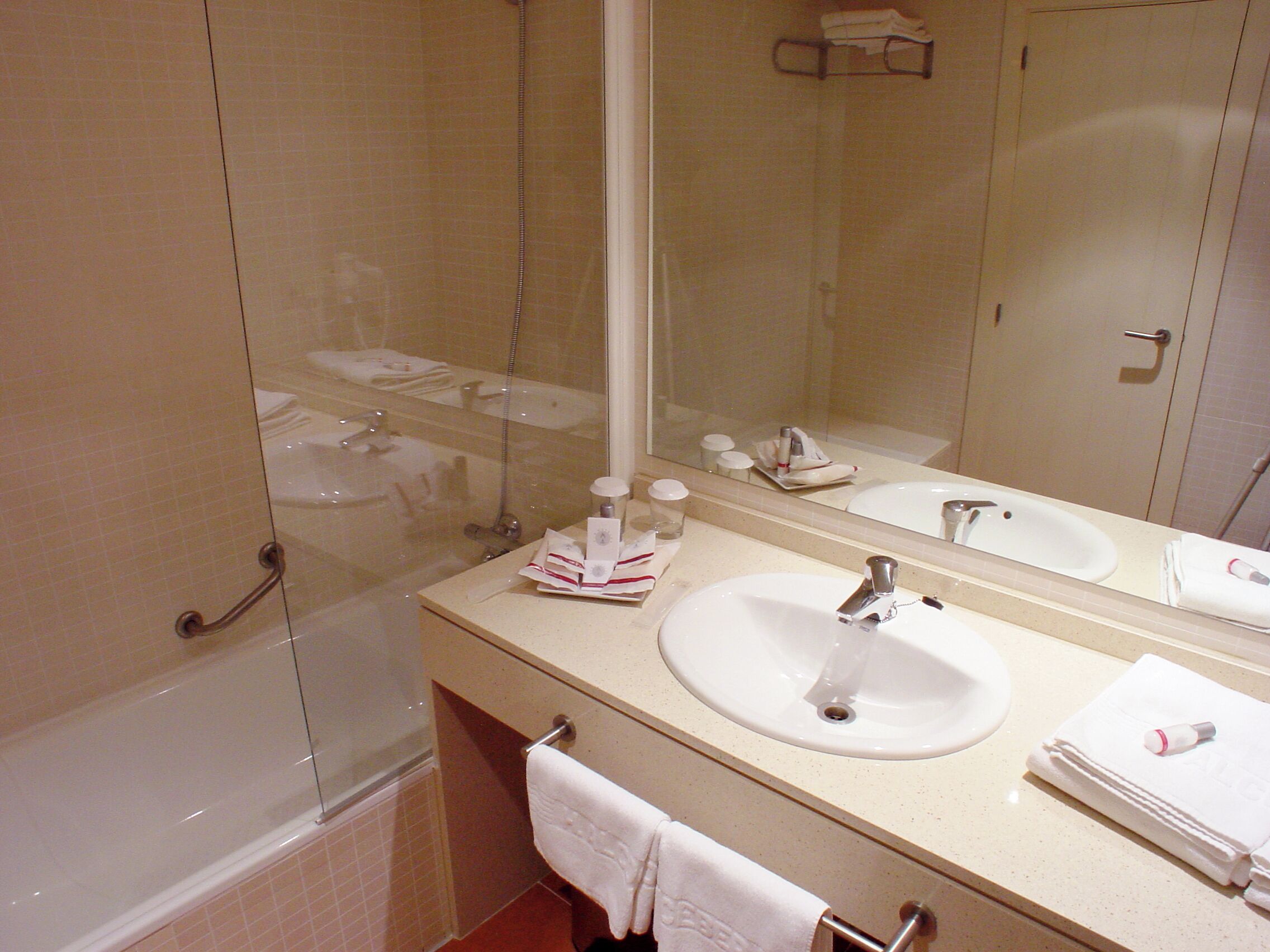 Baño | Ducha y bañera combinadas y artículos de higiene personal ecológicos