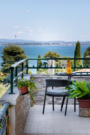 Superior Suite, 1 Bedroom, Terrace, Lake View | Terrace/patio