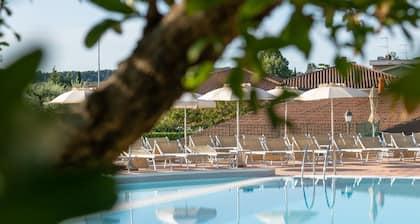 Le Terrazze Sul Lago Residence & Hotel