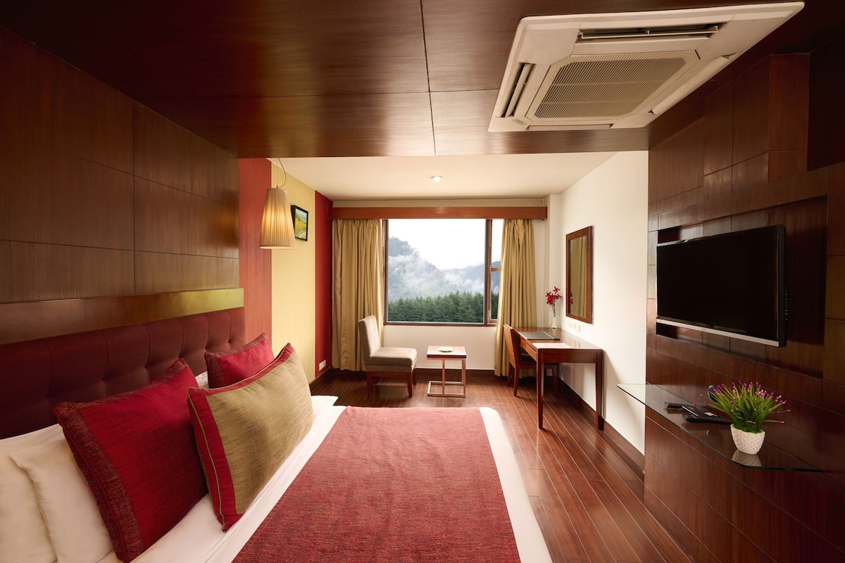 Sparrow Room (Deluxe)