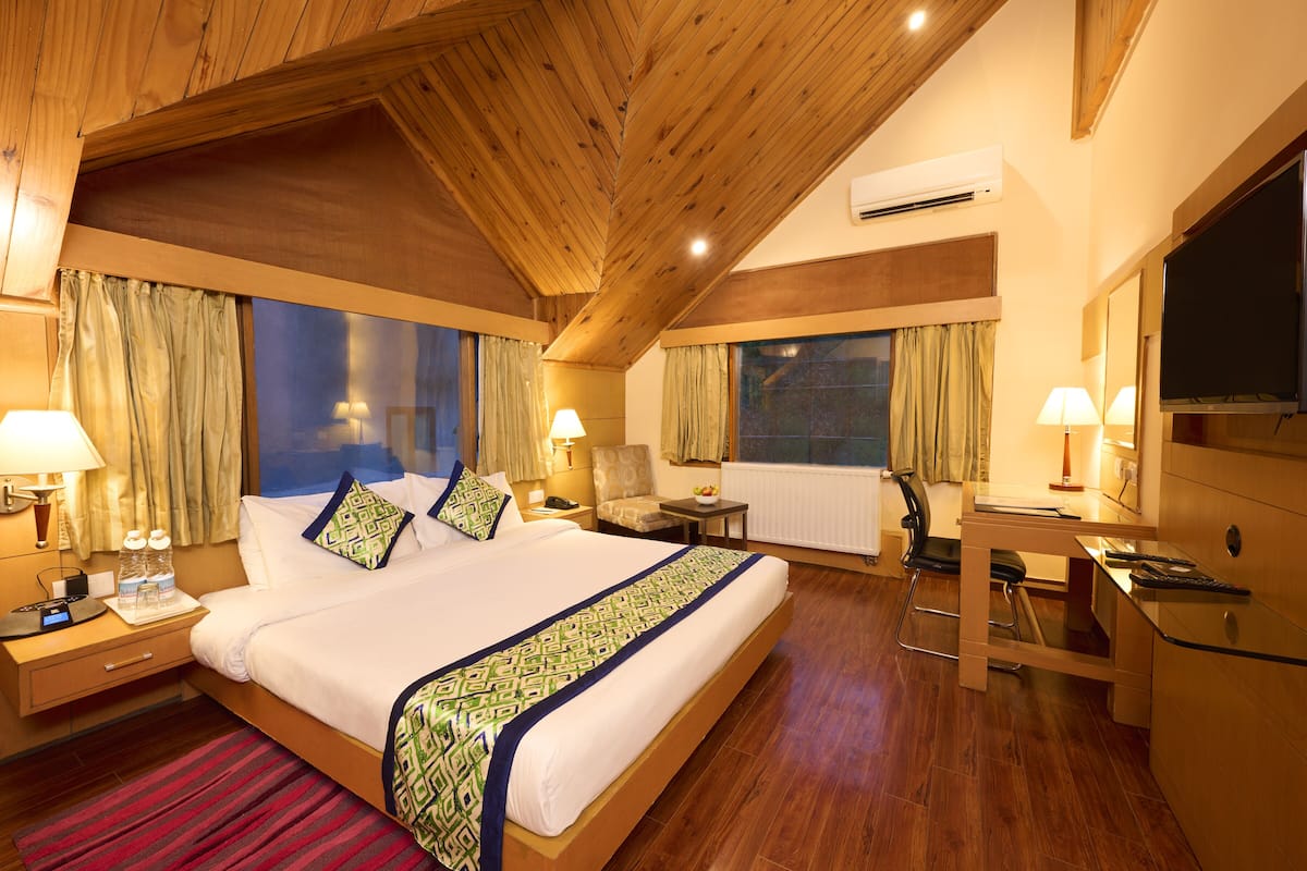 Hornbill (Five Bedroom Cottage)